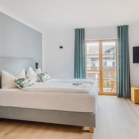 فندق Garni Gaestehaus Brand 3*